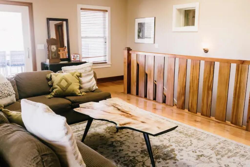Photo of Livingroom in Cookeville
