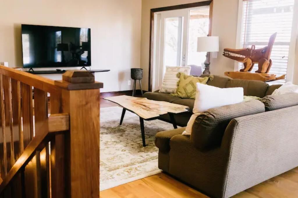 Photo of Livingroom in Cookeville