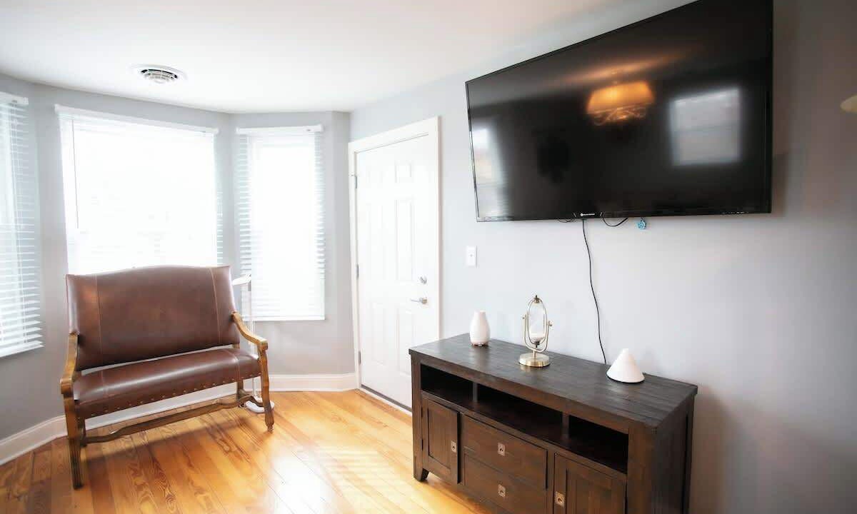 Photo of Bedroom in Roanoke