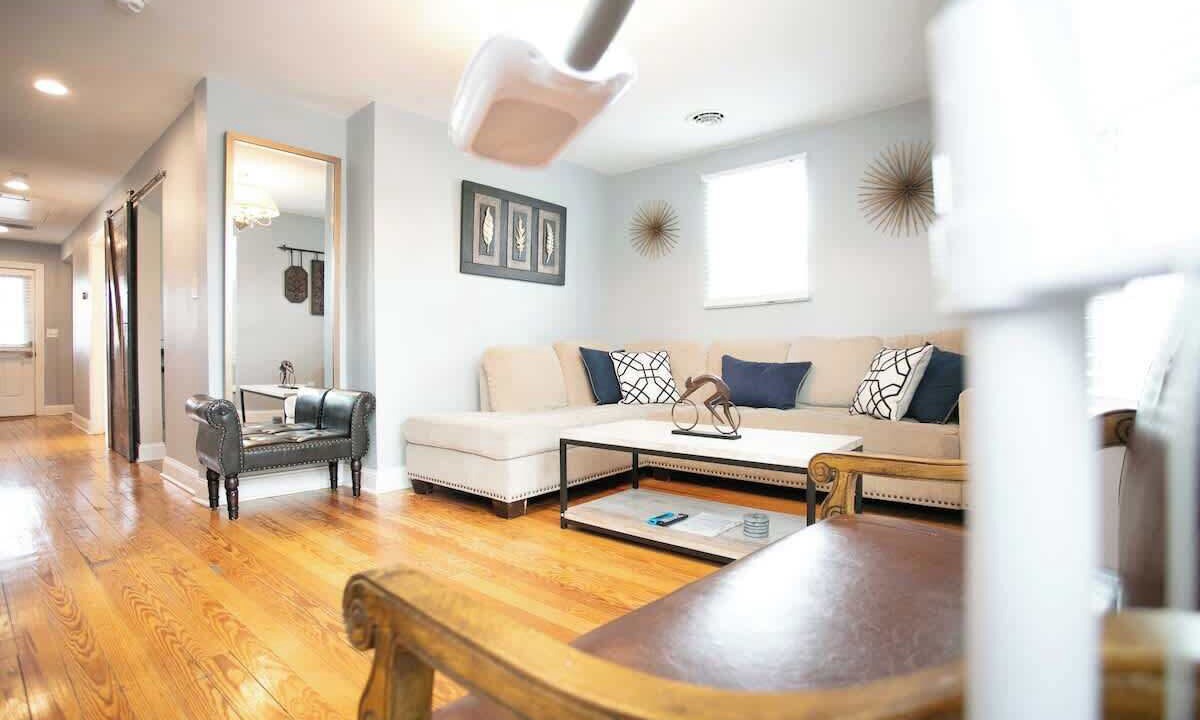 Photo of Bedroom in Roanoke
