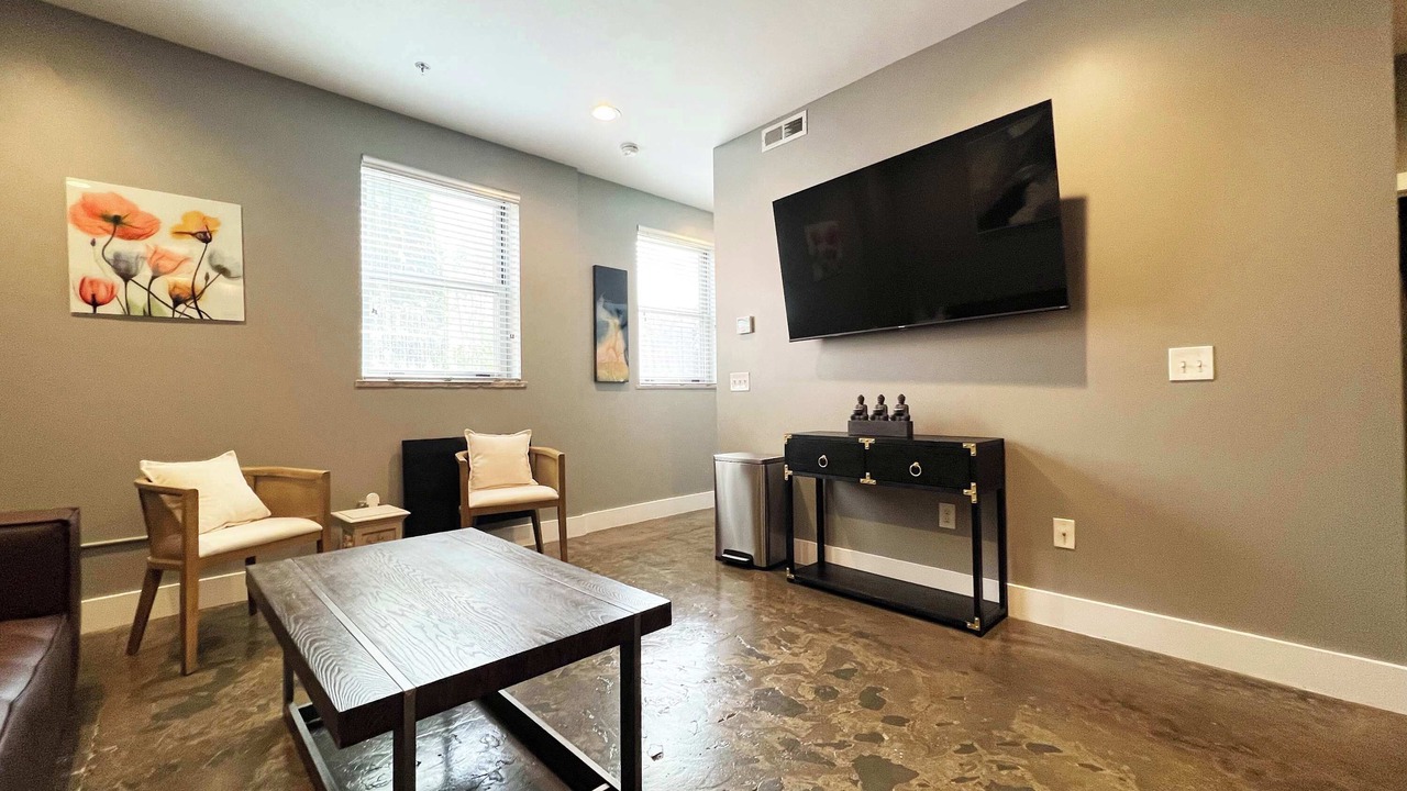 Photo of Livingroom in Roanoke