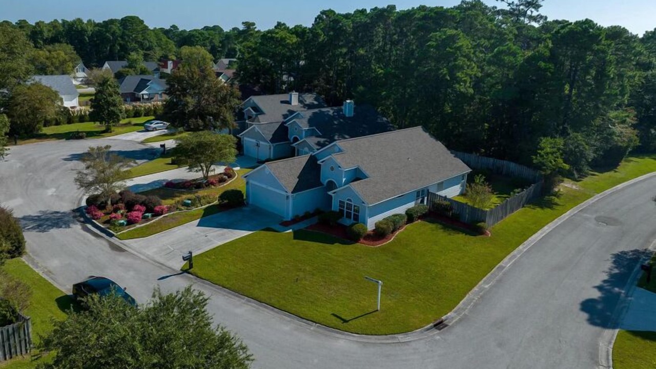 Photo of Outdoor in Myrtle Grove