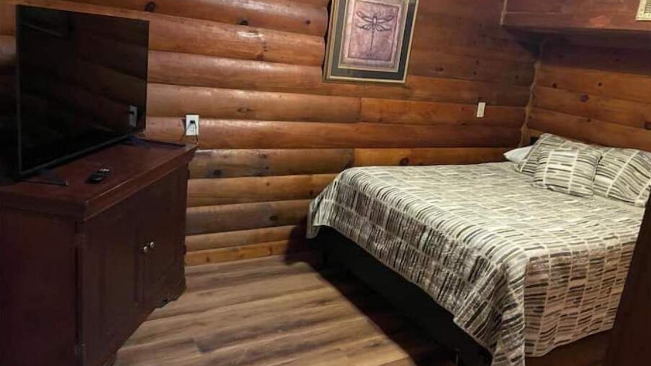 Photo of Bedroom in Jamestown