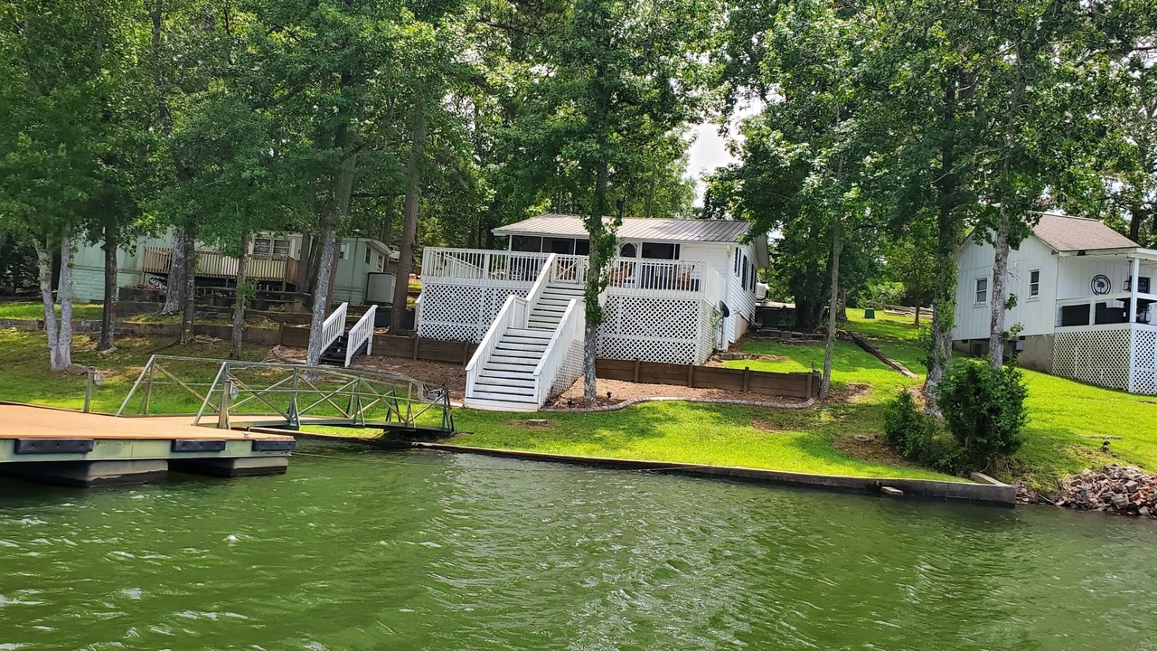 Photo of Outdoor in Lake Secession
