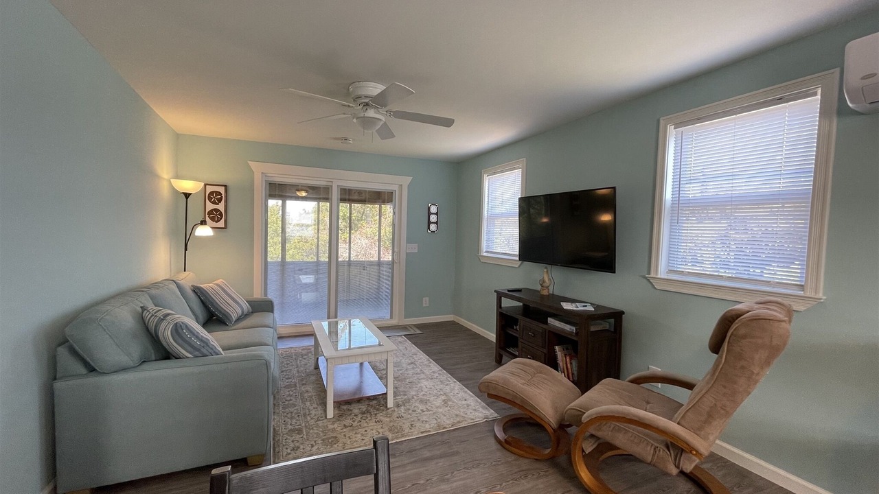 Photo of Livingroom in Avon