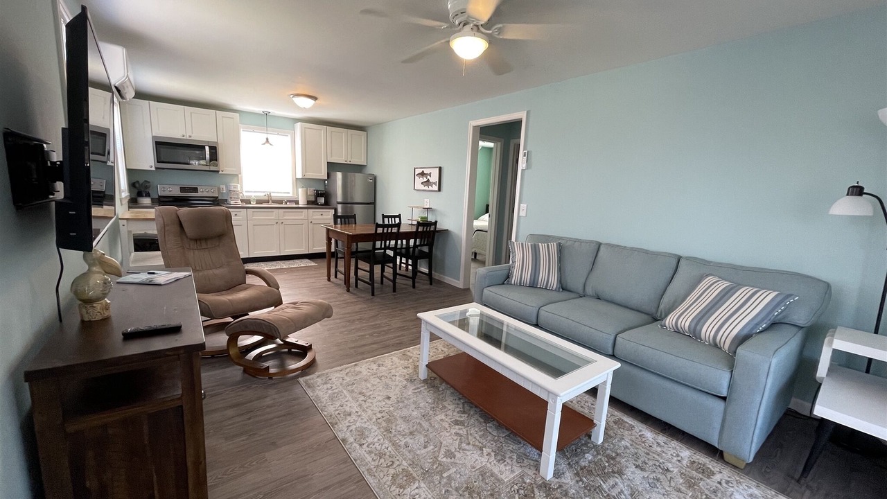 Photo of Livingroom in Avon