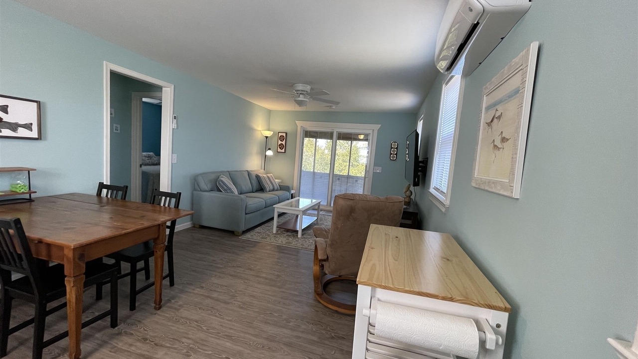 Photo of Livingroom in Avon