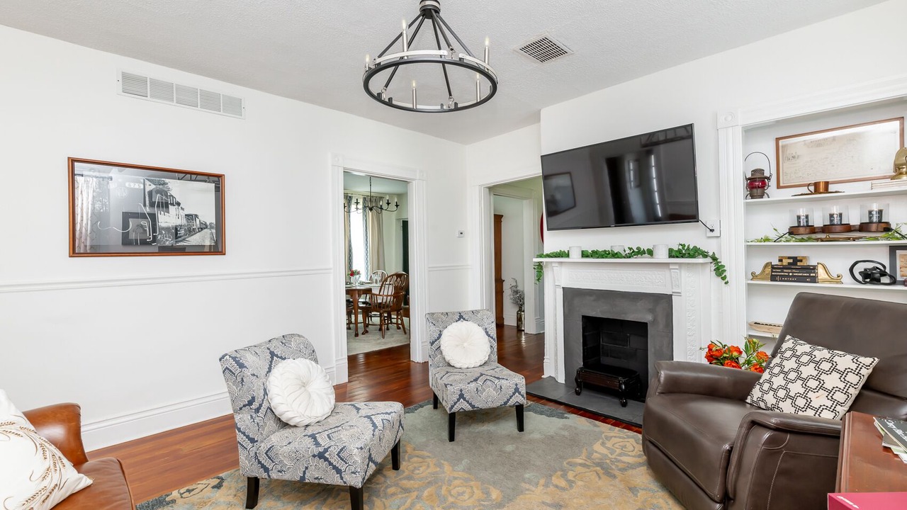 Photo of Livingroom in Lawrenceburg