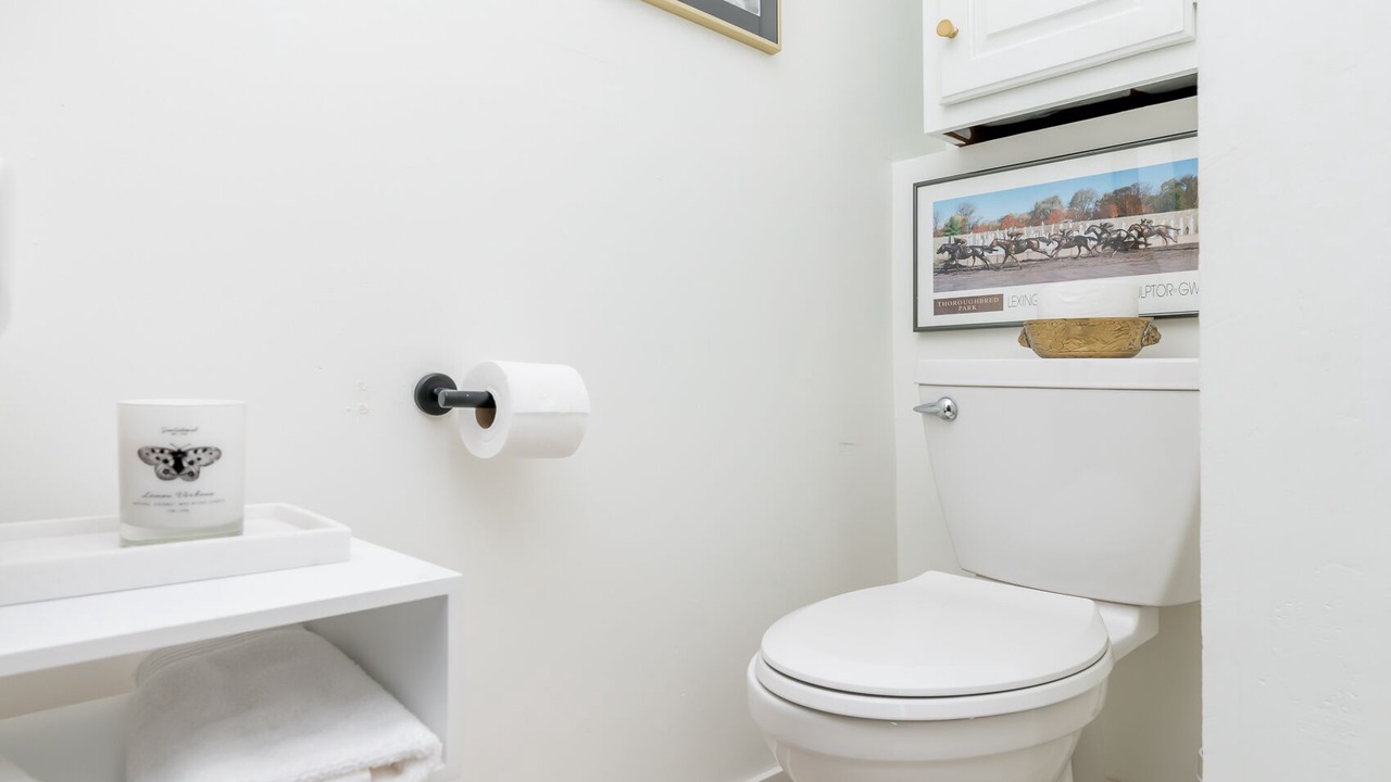 Photo of Bathroom in Lawrenceburg