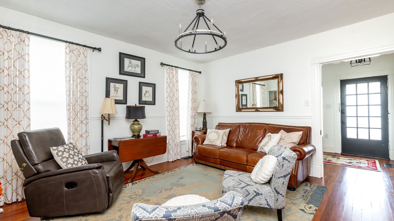 Photo of Livingroom in Lawrenceburg