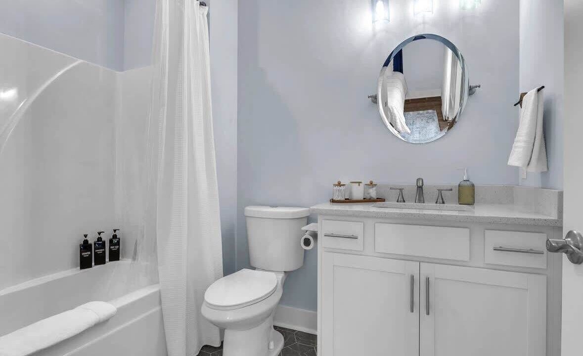 Photo of Bathroom in Wilmington Beach
