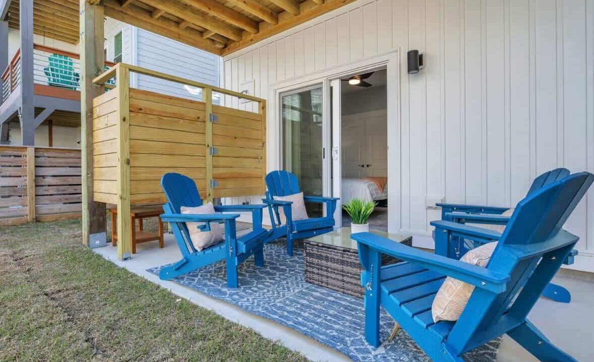 Photo of Patio Balcony in Wilmington Beach