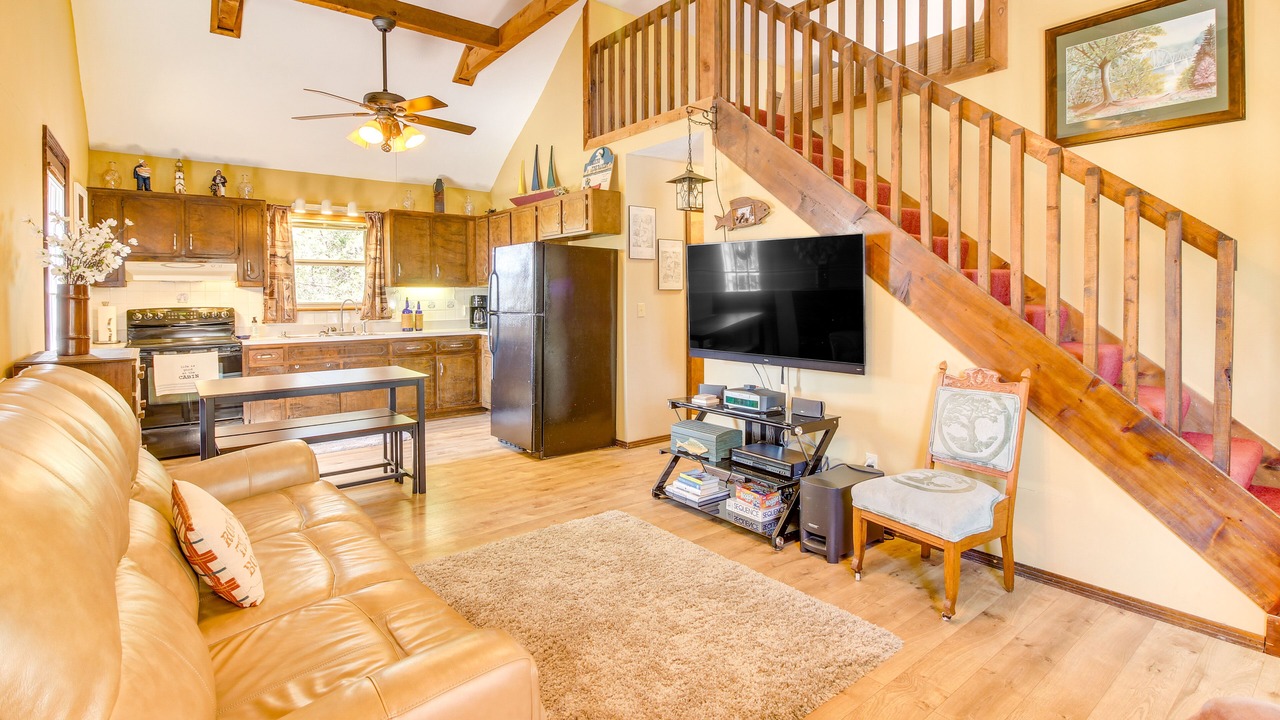 Photo of Bedroom in Byrdstown