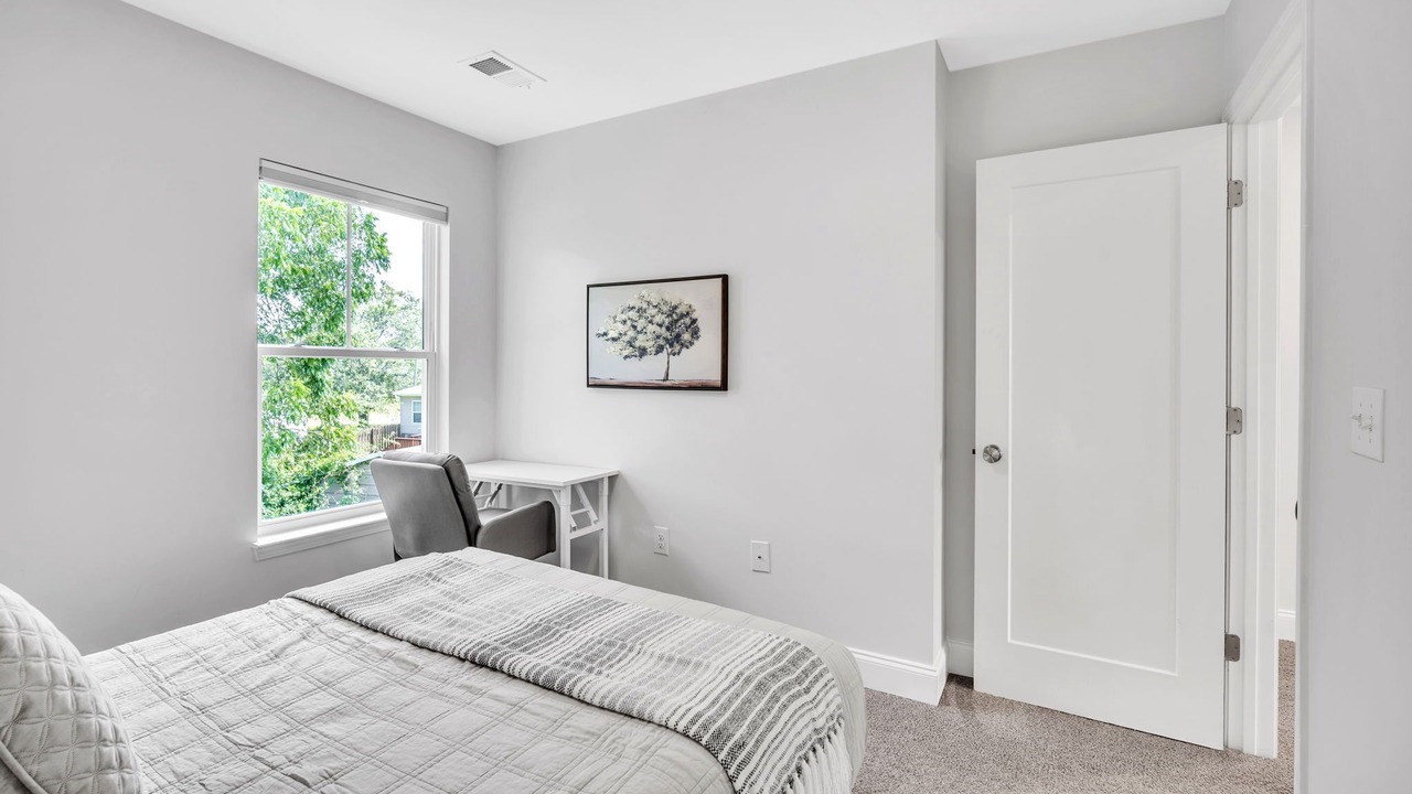 Photo of Bedroom in Taylors