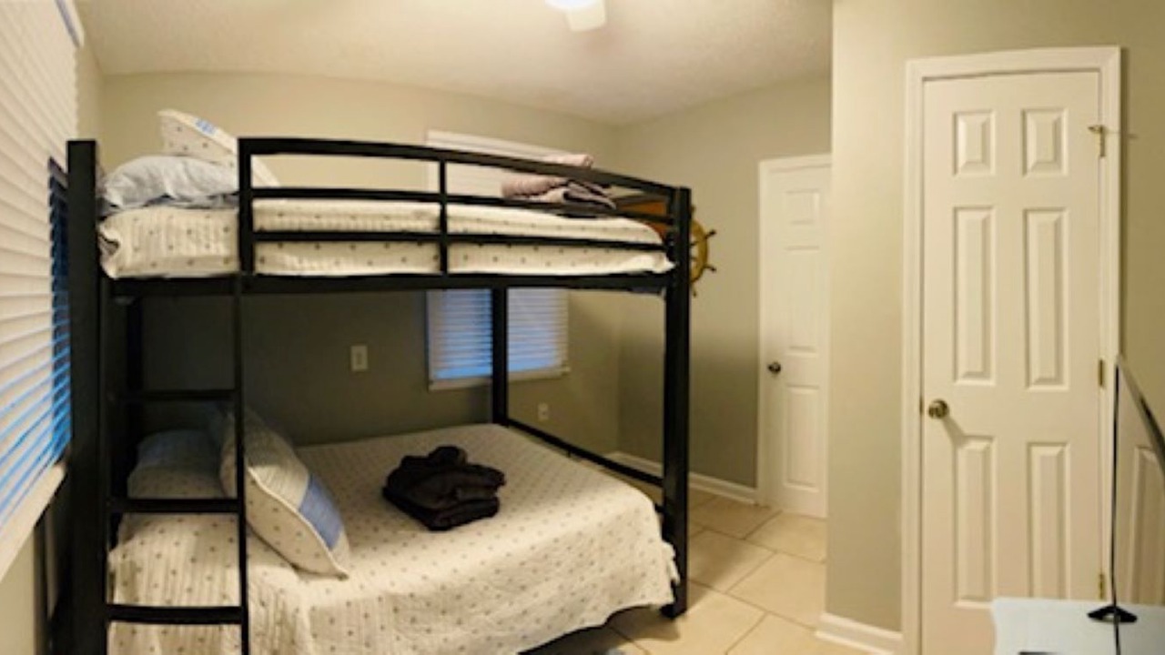 Photo of Bedroom in North Carolina Coast
