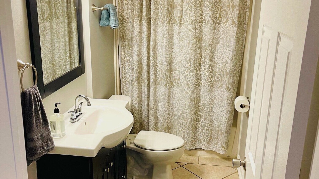 Photo of Bathroom in North Carolina Coast
