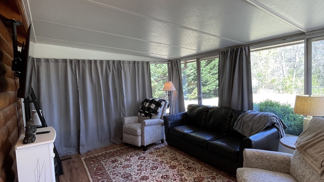 Photo of Bedroom in Landrum