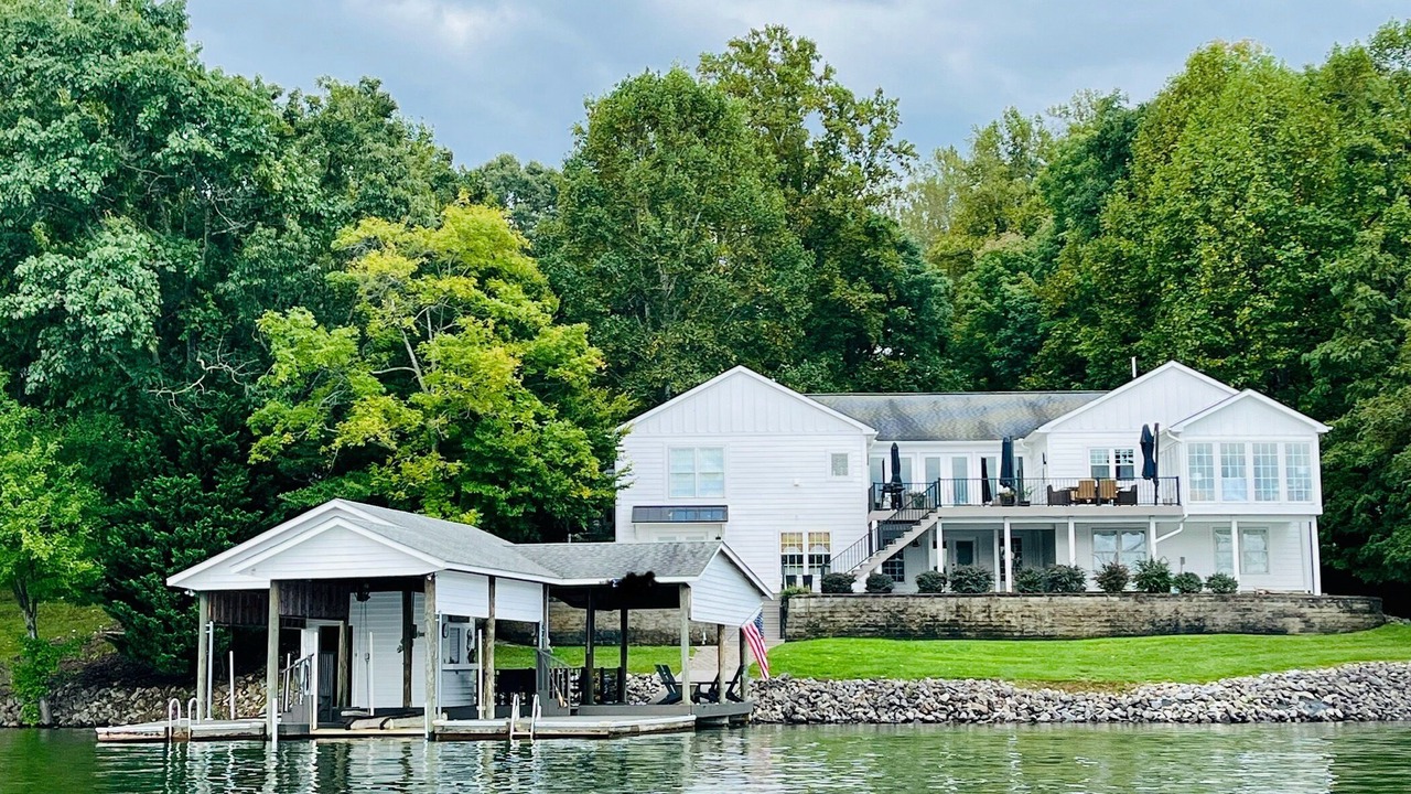 Photo of Outdoor in Moneta