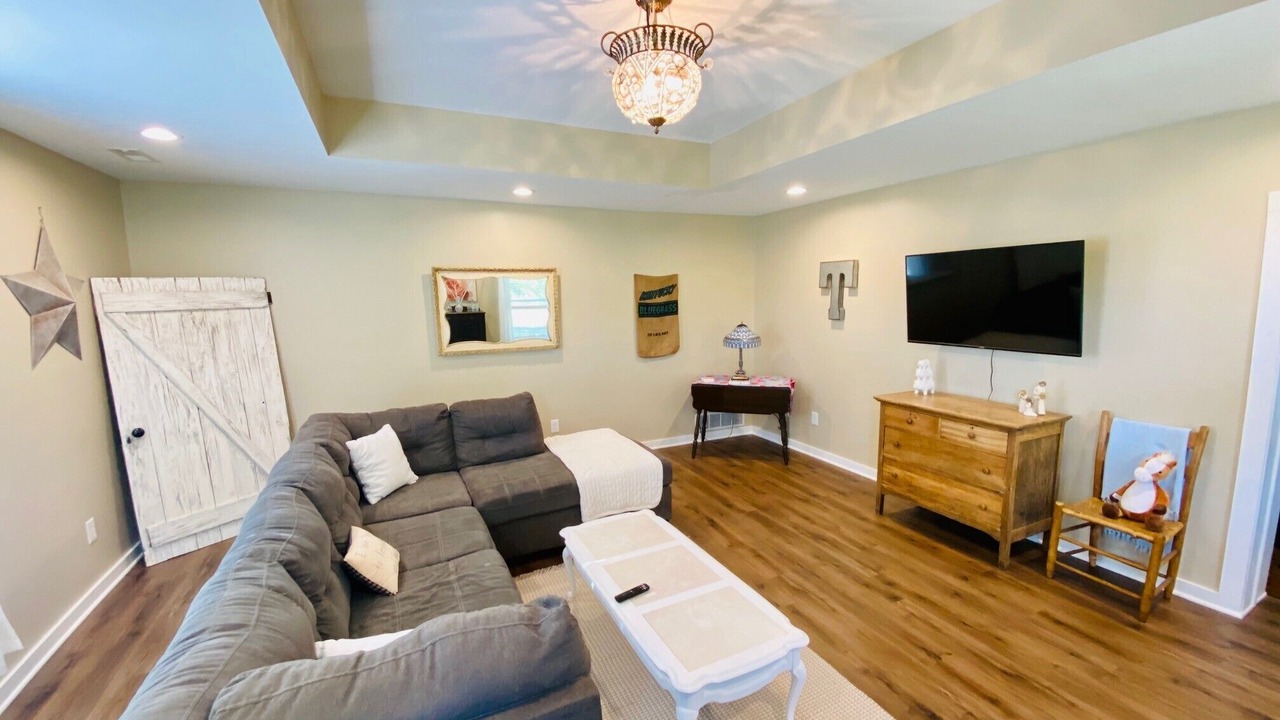 Photo of Livingroom in Chaplin