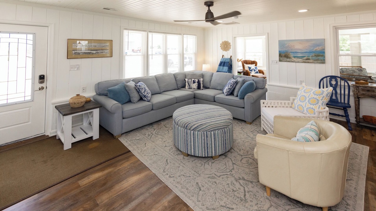 Photo of Livingroom in Sandbridge