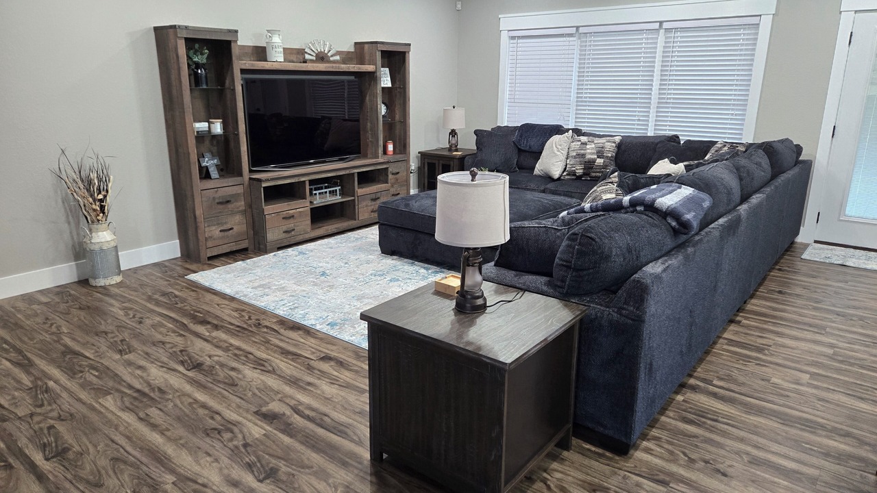 Photo of Livingroom in Henagar