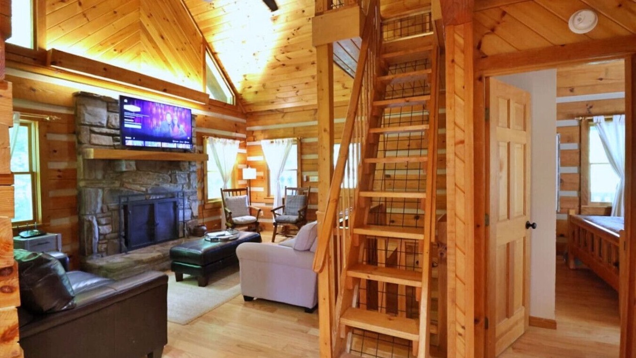 Photo of Livingroom in Cherokee