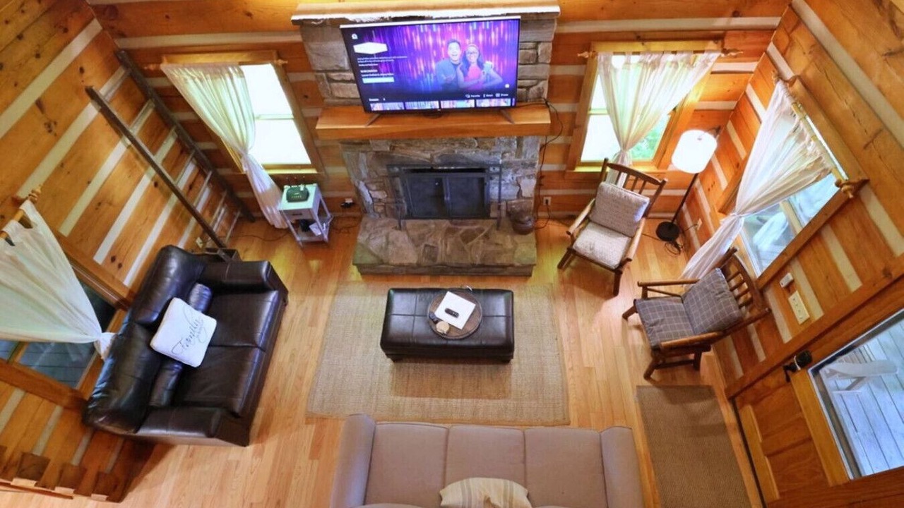Photo of Livingroom in Cherokee