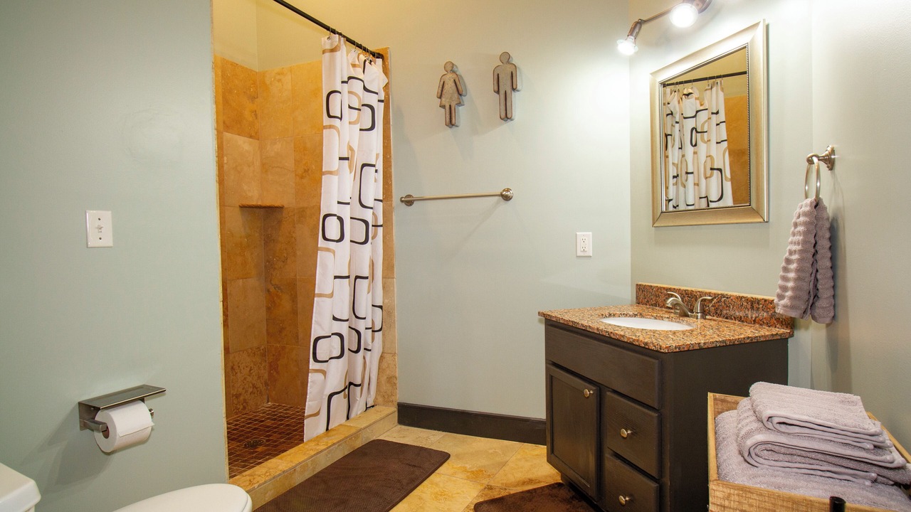 Photo of Bathroom in Evansville