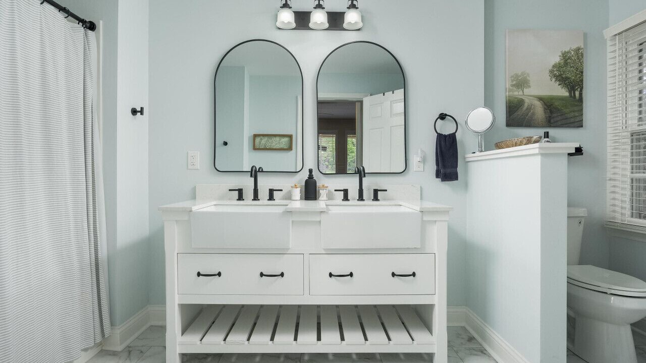 Photo of Bathroom in Chattanooga Valley