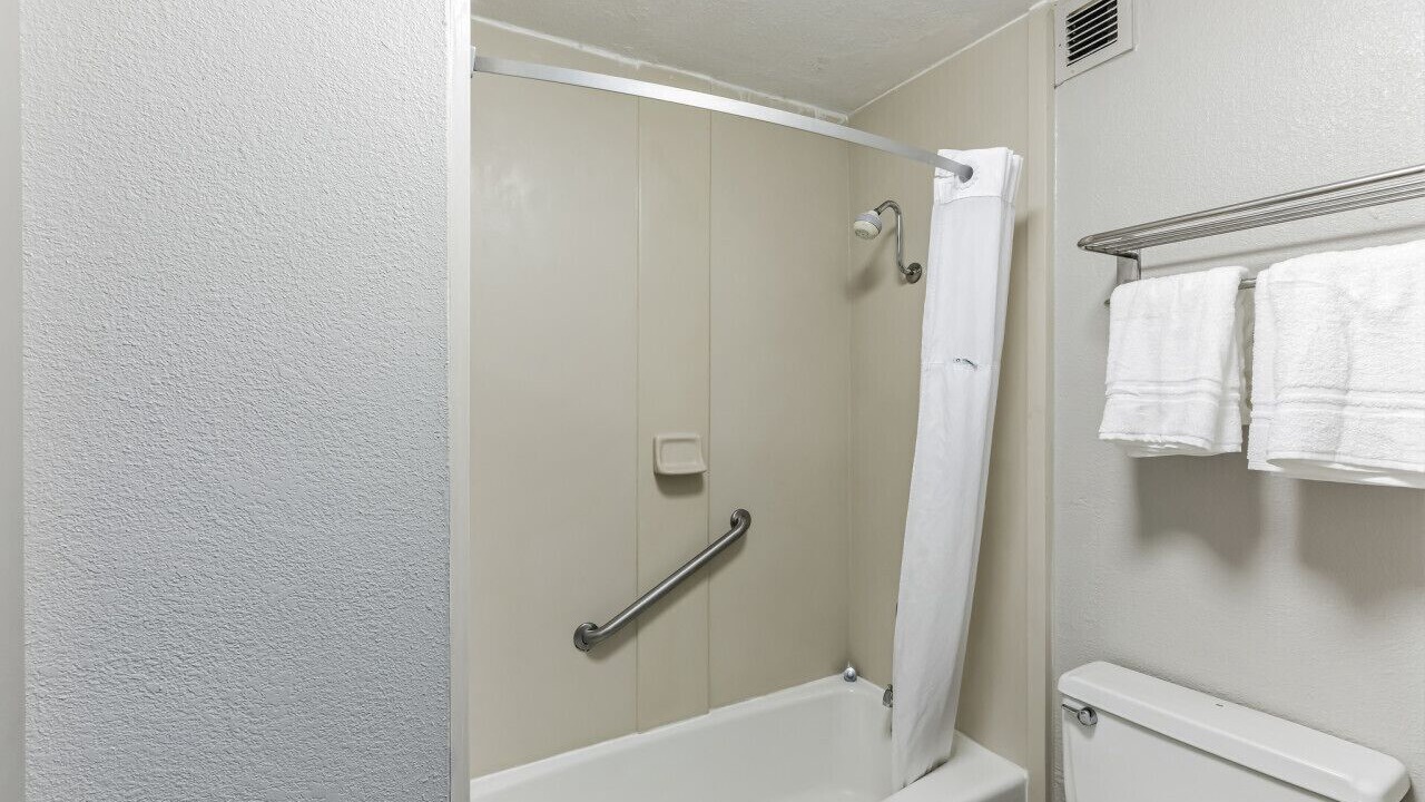 Photo of Bathroom in Hollins