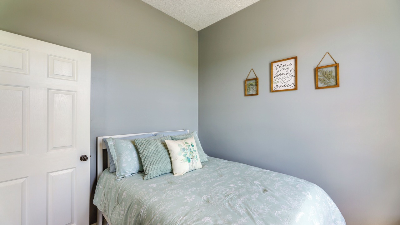 Photo of Bedroom in Berry