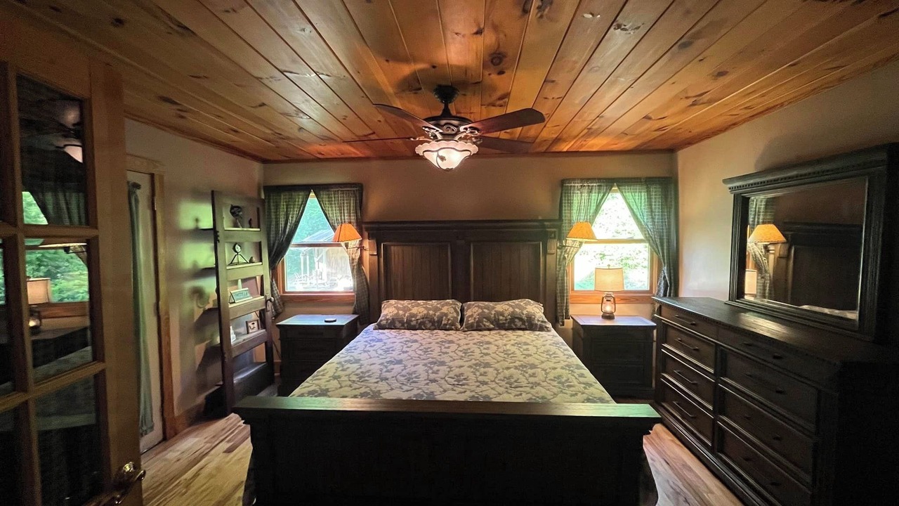 Photo of Bedroom in Topton