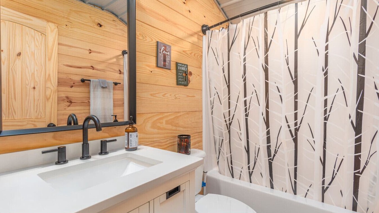 Photo of Bathroom in Travelers Rest