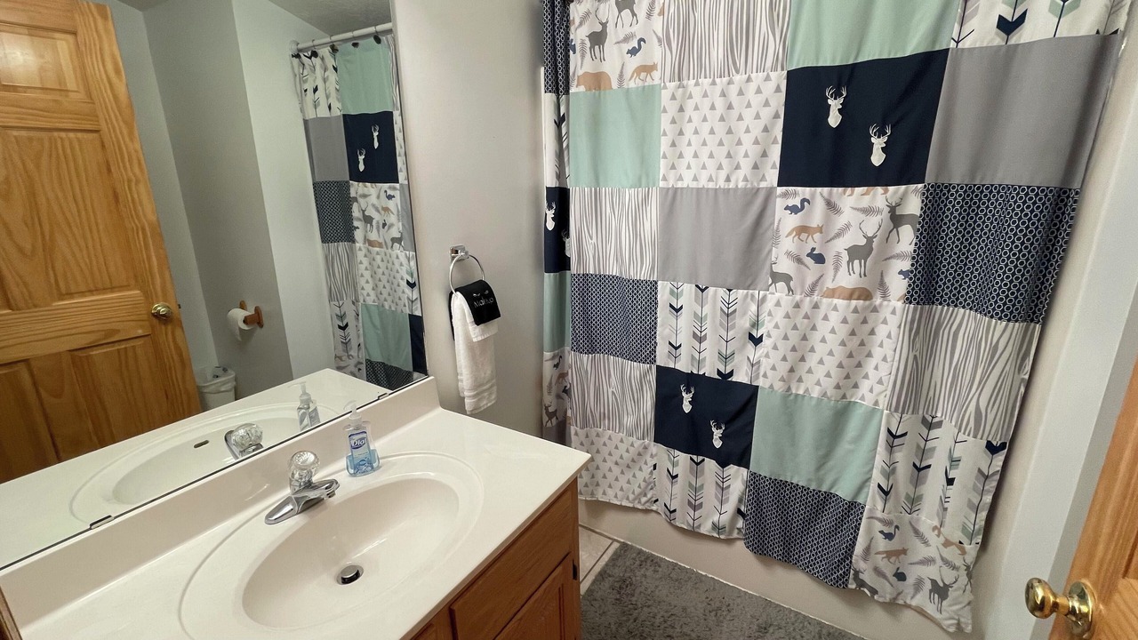 Photo of Bathroom in Byrdstown