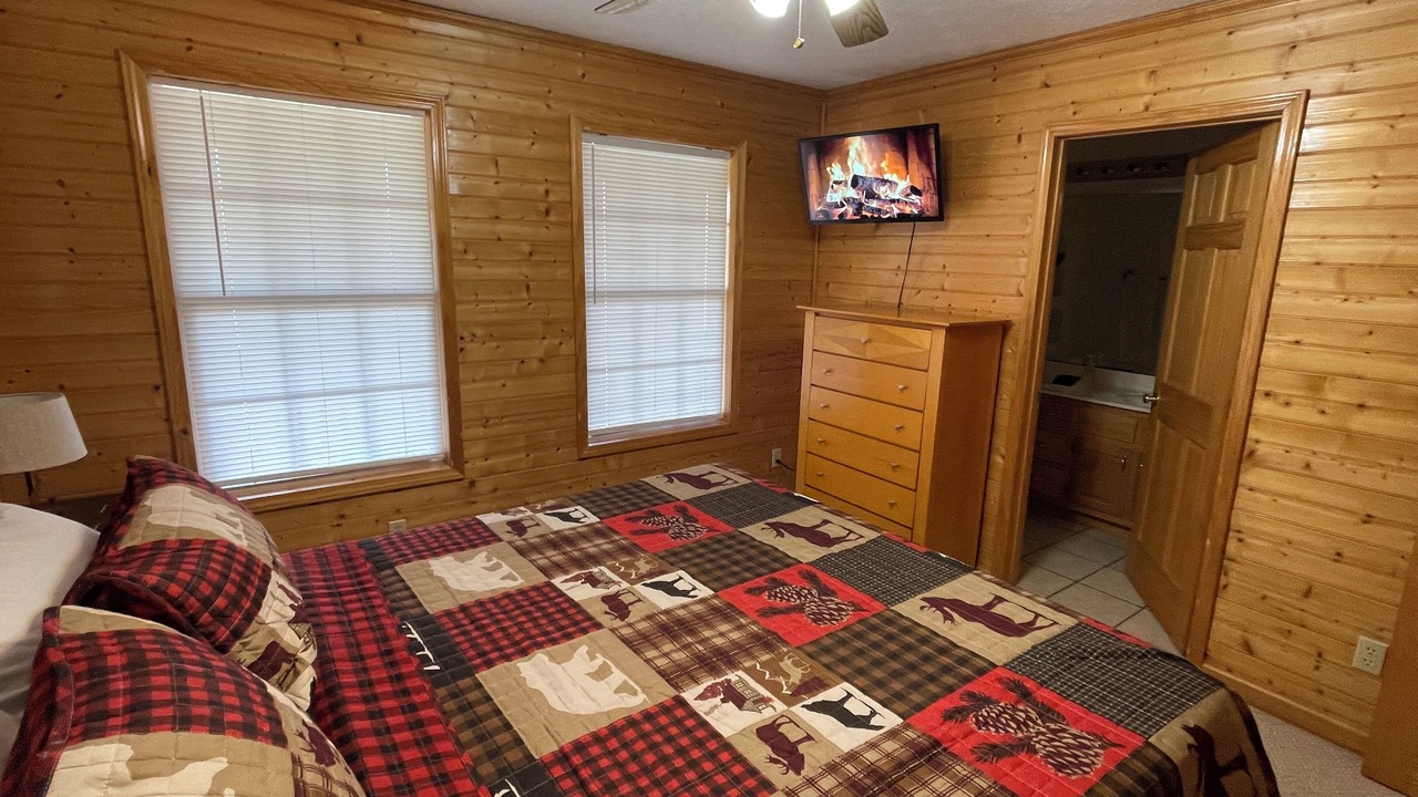 Photo of Bedroom in Byrdstown
