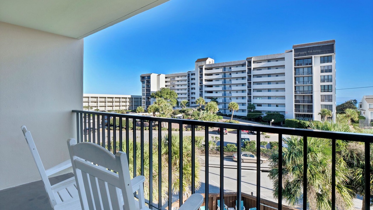 Photo of Patio Balcony in Wrightsville Beach