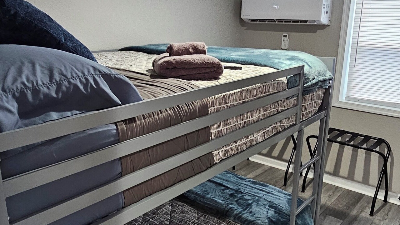Photo of Bedroom in Buckroe Beach