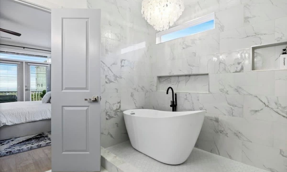 Photo of Bathroom in North Carolina Coast