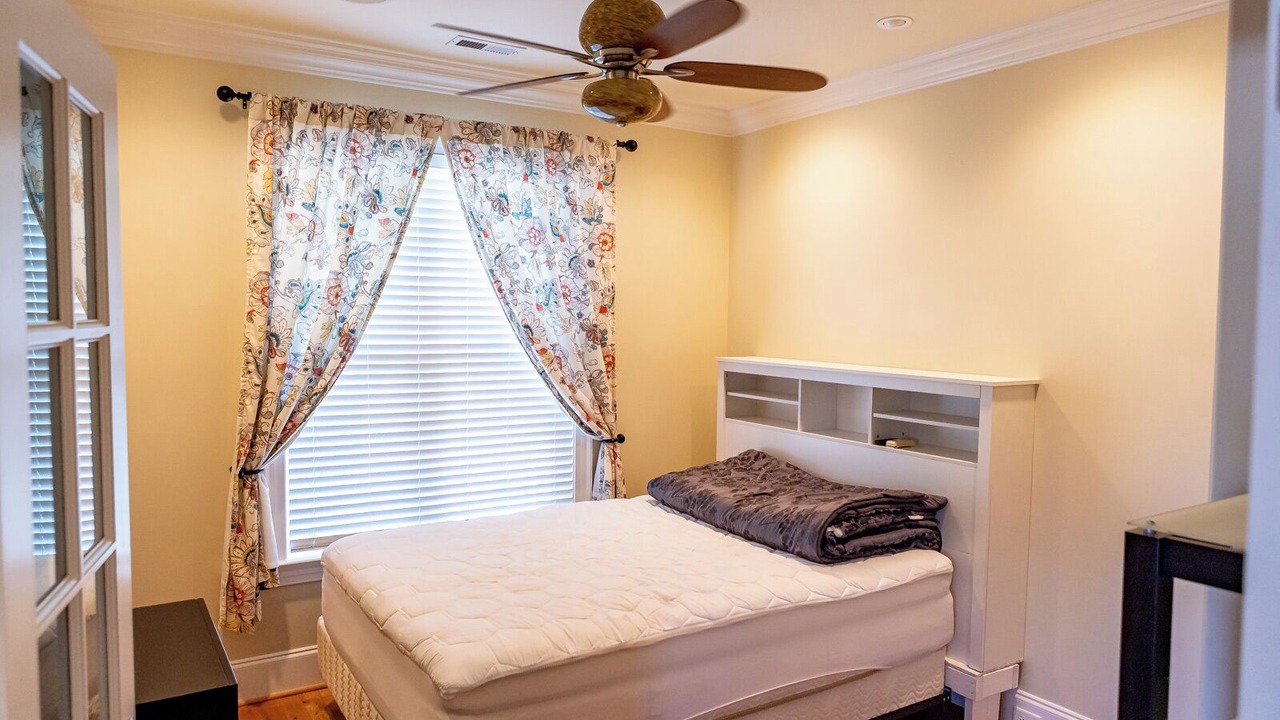 Photo of Bedroom in Wilmington Beach