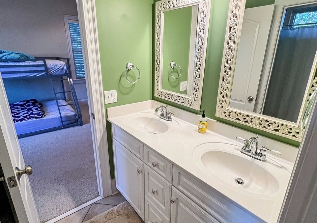 Photo of Bathroom in Wilmington Beach