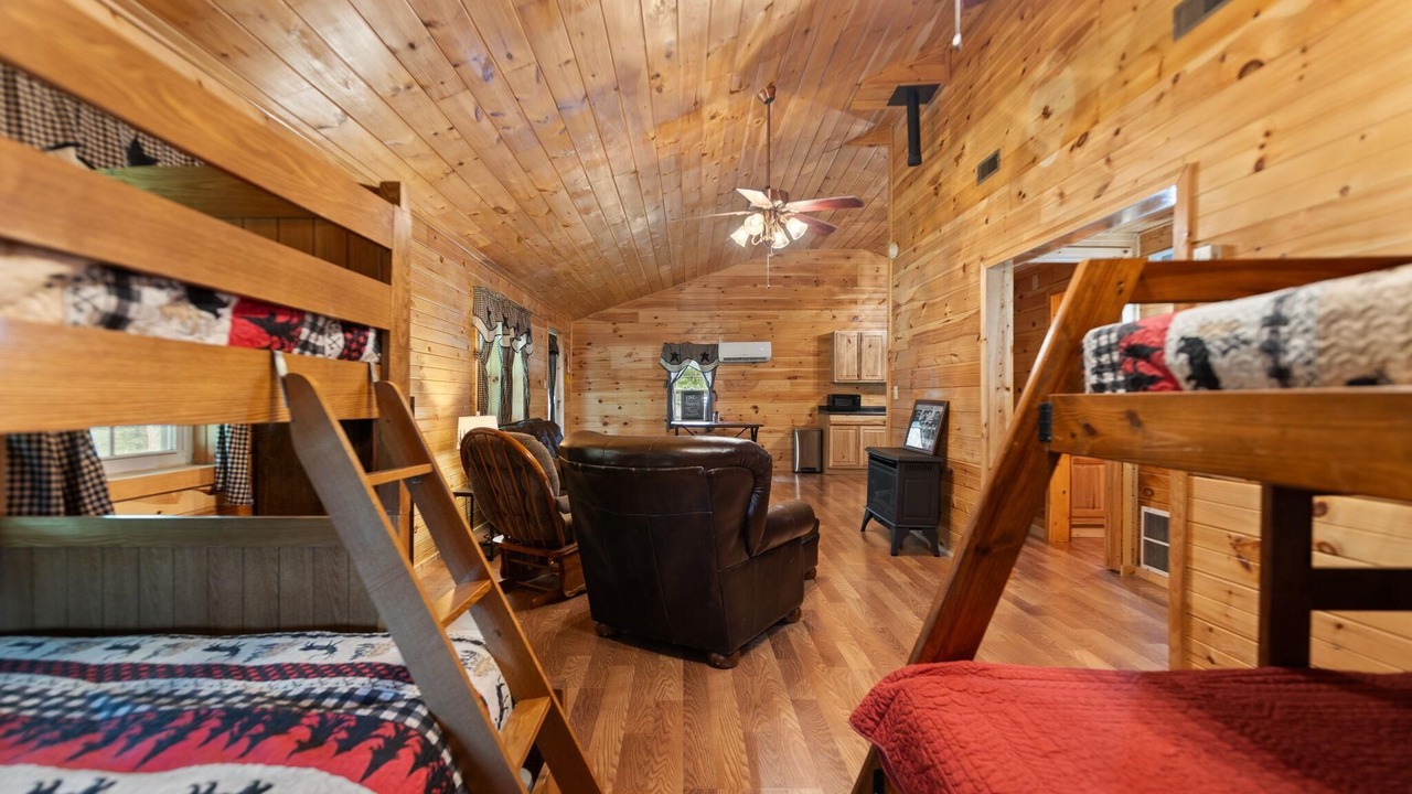 Photo of Bedroom in Rogers