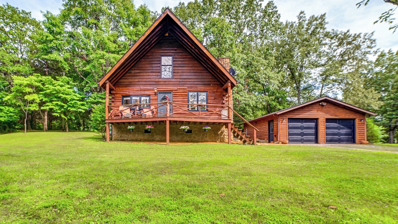Photo of Outdoor in Benton