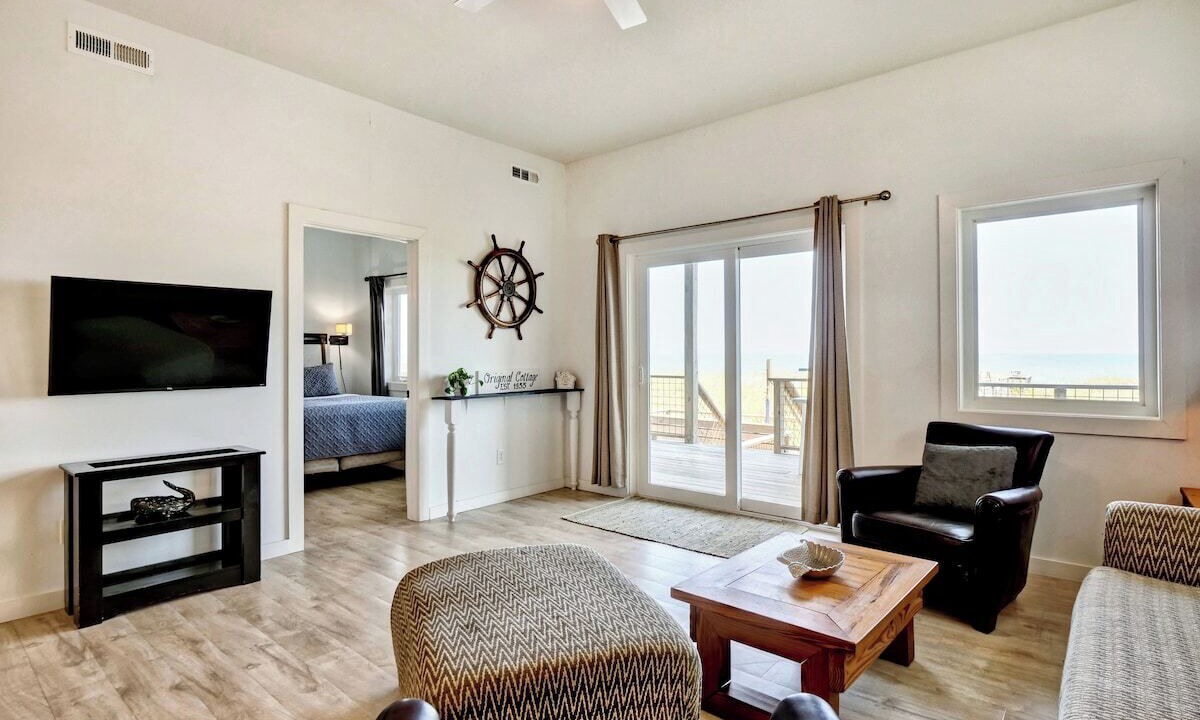 Photo of Bedroom in Carolina Beach