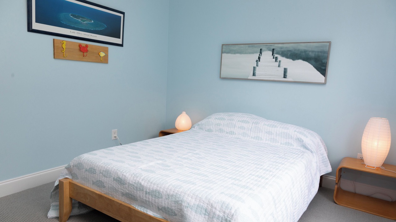 Photo of Bedroom in Wilmington Beach