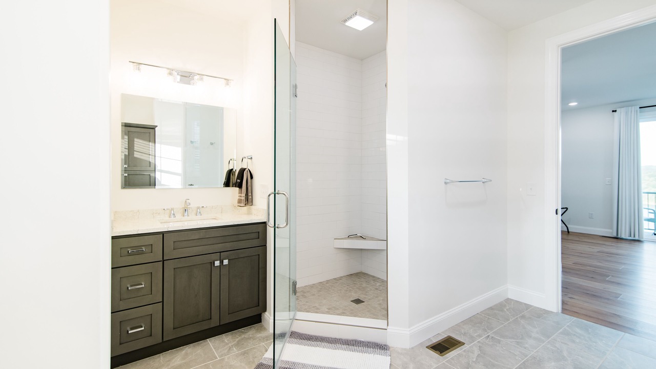 Photo of Bathroom in La Follette