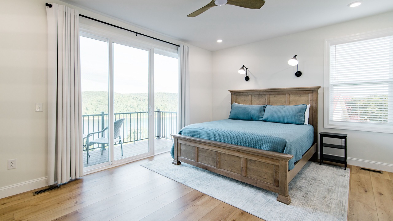 Photo of Bedroom in La Follette