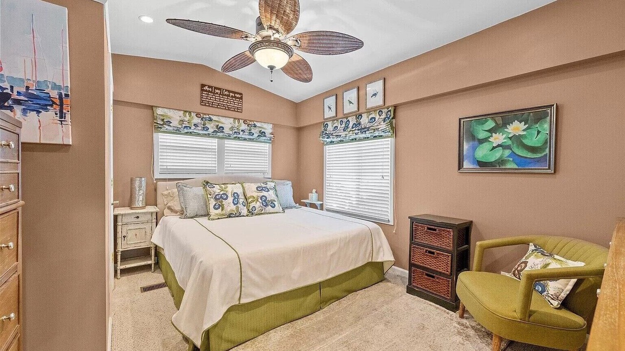 Photo of Bedroom in Clarkson