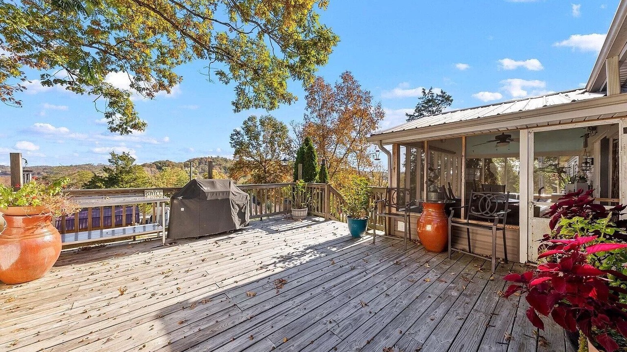 Photo of Outdoor in Clarkson