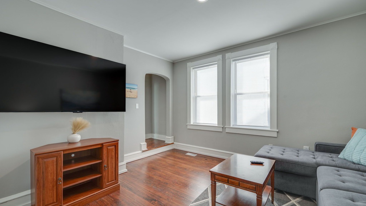 Photo of Livingroom in Newport News