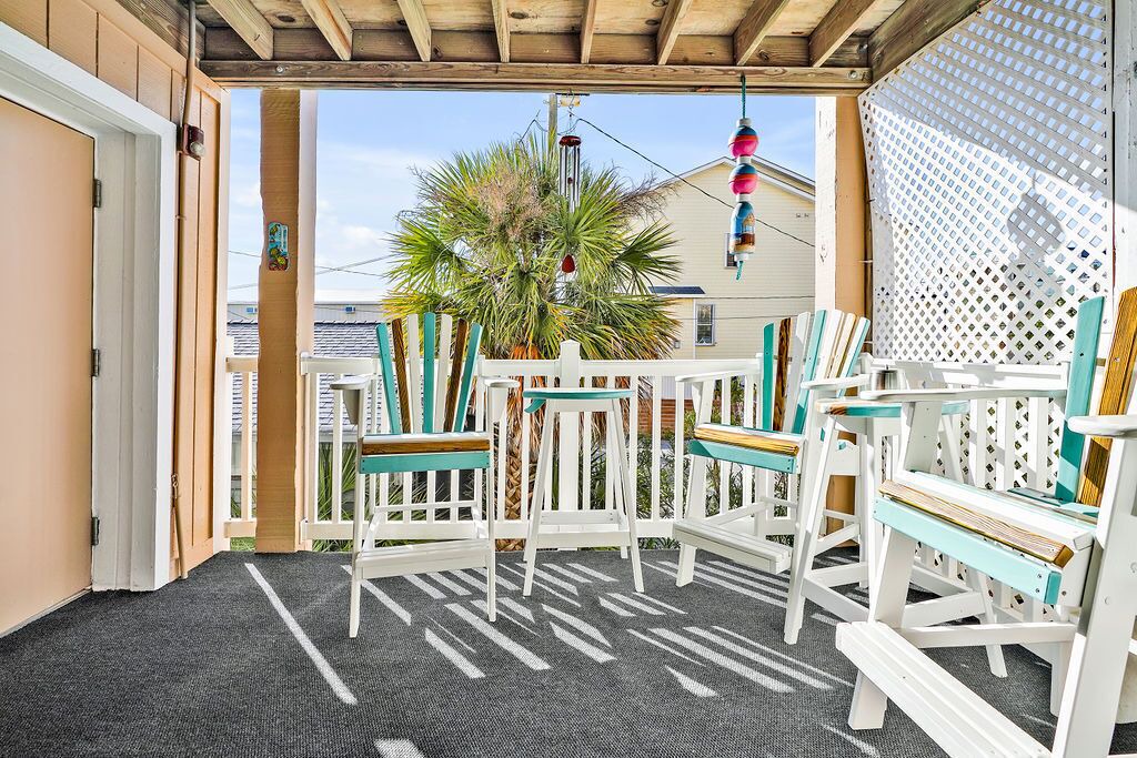 Photo of Patio Balcony in Wilmington Beach